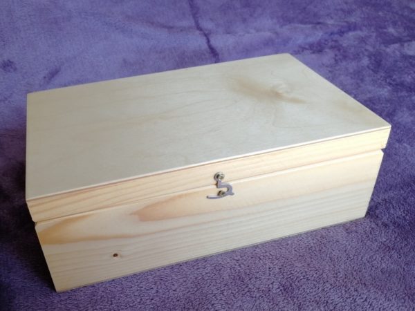 Wooden box 25x15x9, pine, picture 1