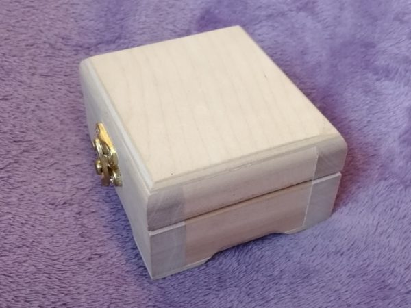 Wooden box 9x8x5, birch, with velvet, picture 3