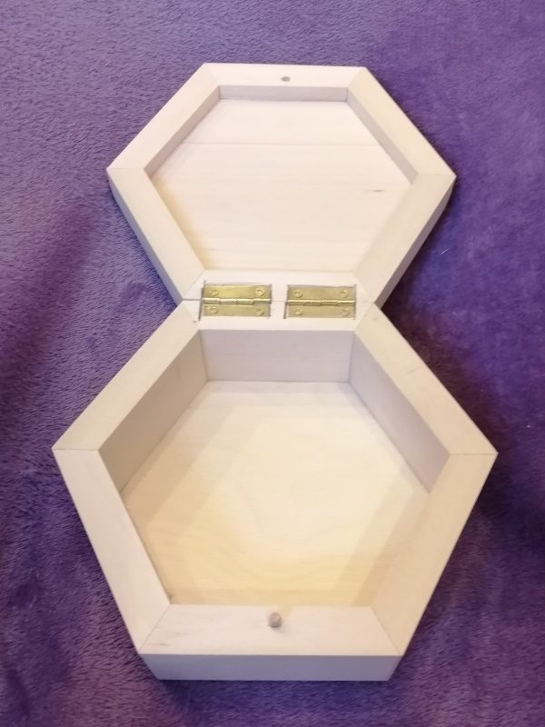 Wooden box 17x15x7, hexagon, linden, picture 5