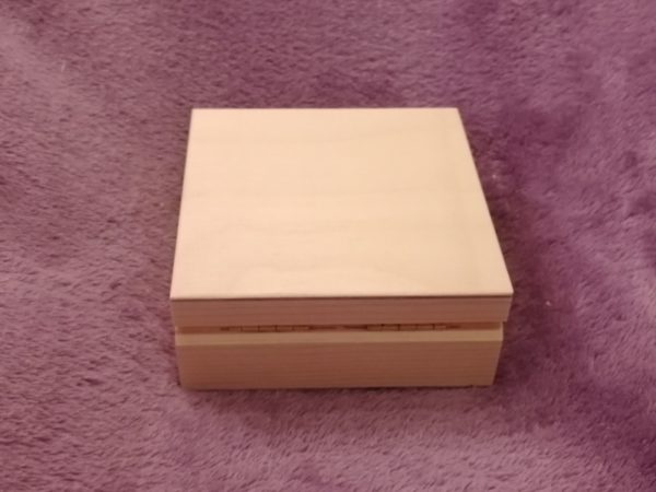 Wooden box 10x10x4, pine, picture 4