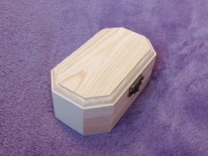 Wooden box 12x7x5, octagon, pine, picture 3