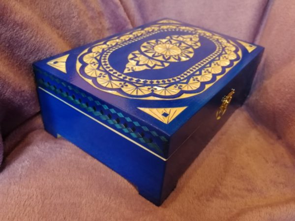 Big wooden box 24x17x9, carved, blue, picture 4