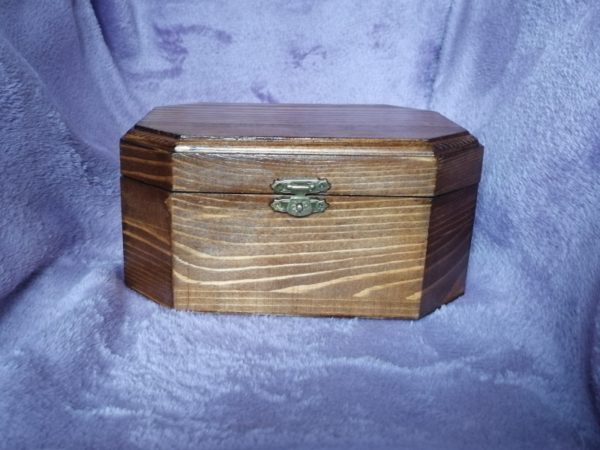 Wooden music box 17x12x8, octagon, rosewood color, picture 1