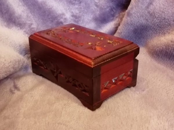 Wooden box 12x8x6, carved, picture 2